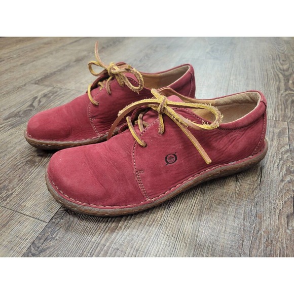 Born Women's Red Moccasins with Tan Laces - Picture 1 of 11